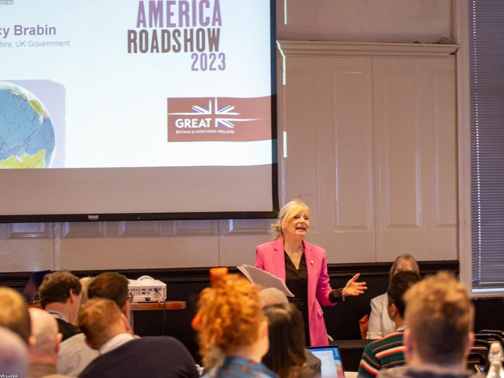 ការវិភាគការនាំចេញ និងចូលរួមក្នុងបាការ៉ាត់