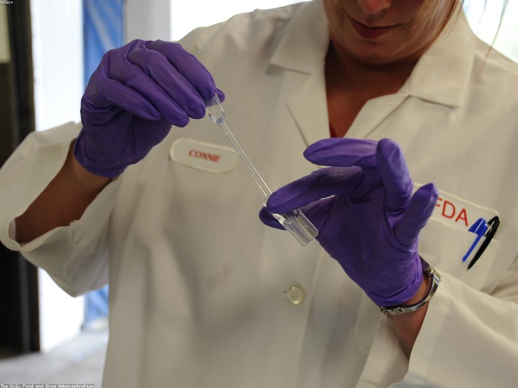 ការវិភាគការនាំចេញ និងចូលរួមក្នុងបាការ៉ាត់